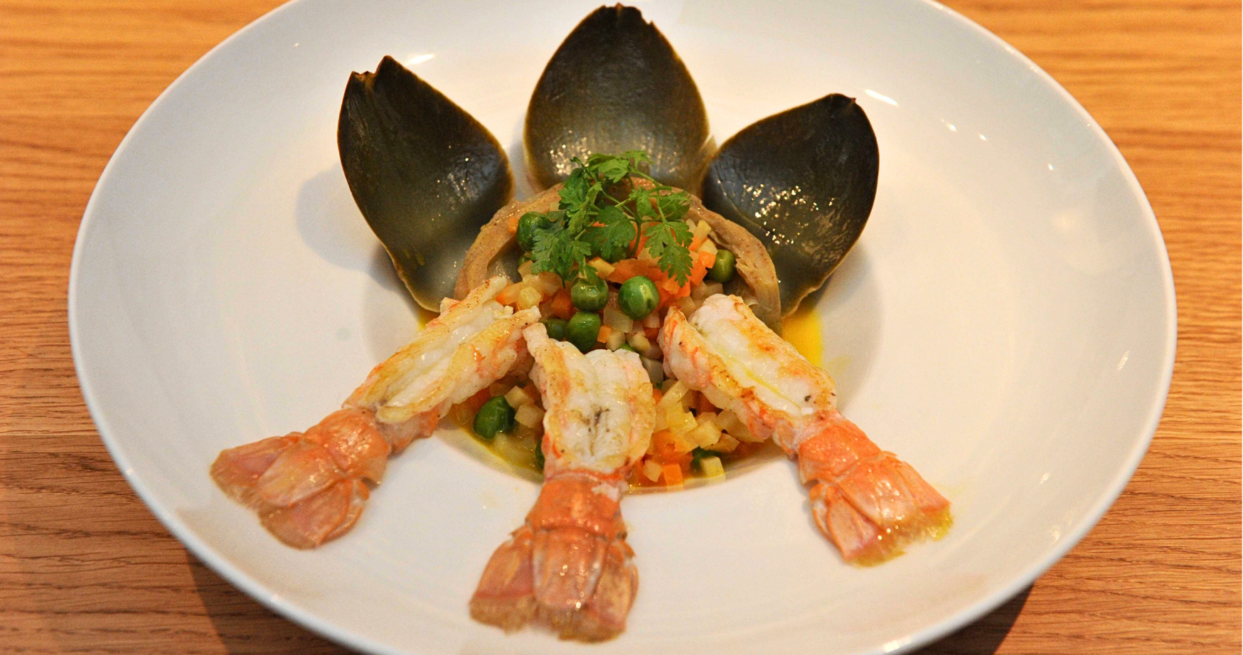 Effeuillé d’artichaut, langoustines, Beurre Bordier au Yuzu
