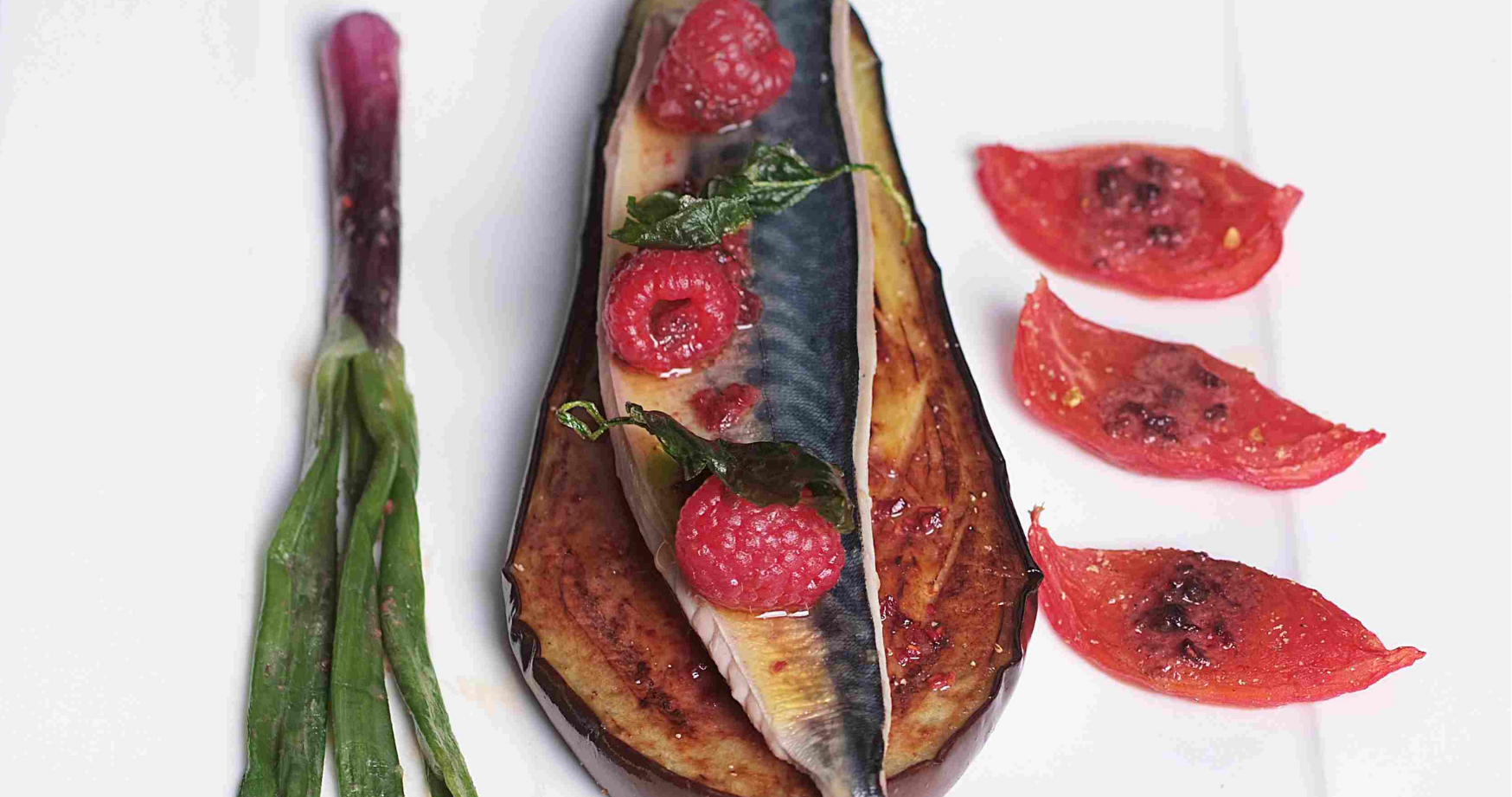 Brushetta d’aubergines grillées et filet de maquereaux au Beurre Bordier à la Framboise