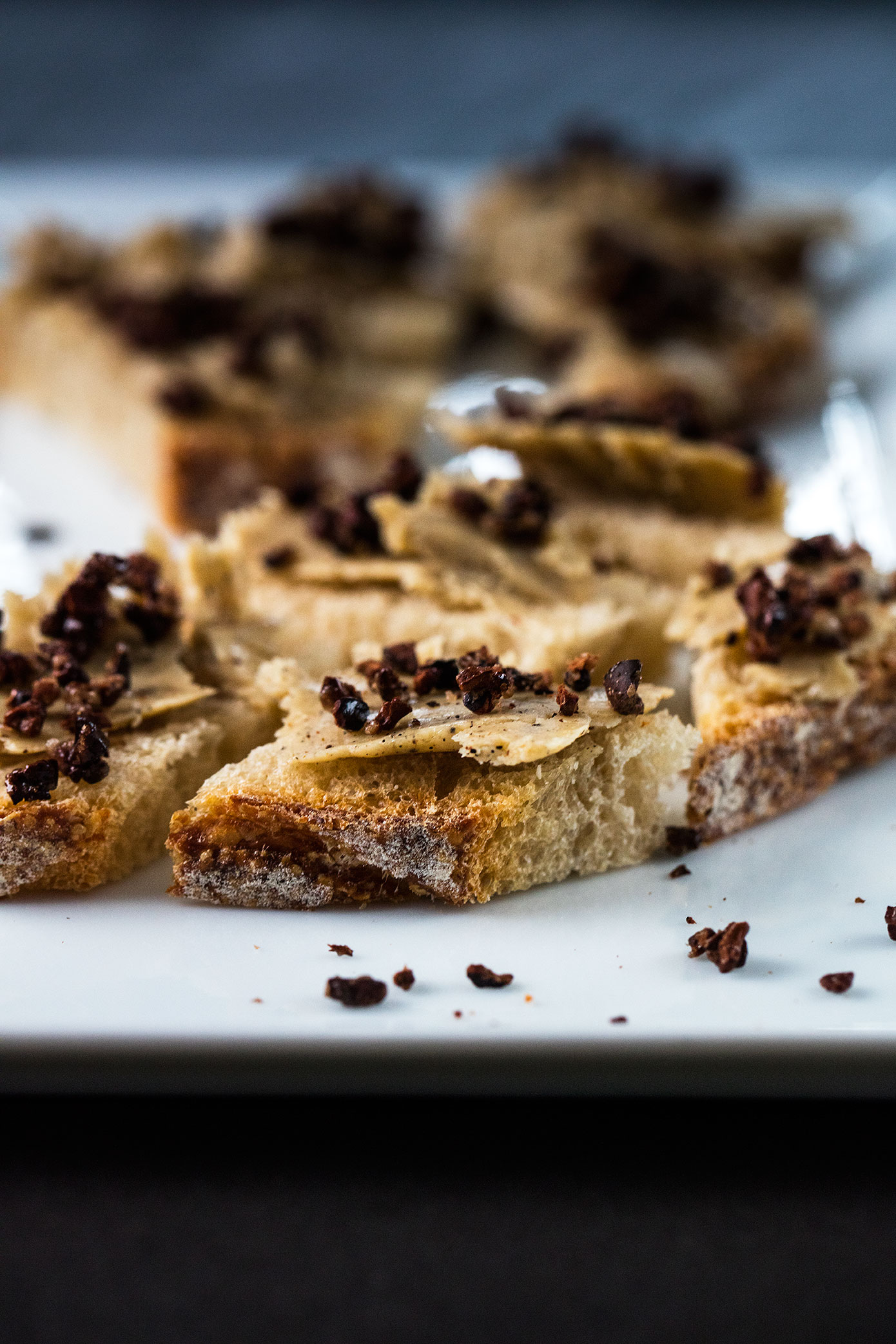 Crunchy bread, Bordier Butter with Madagascar Vanilla and cocoa nibs