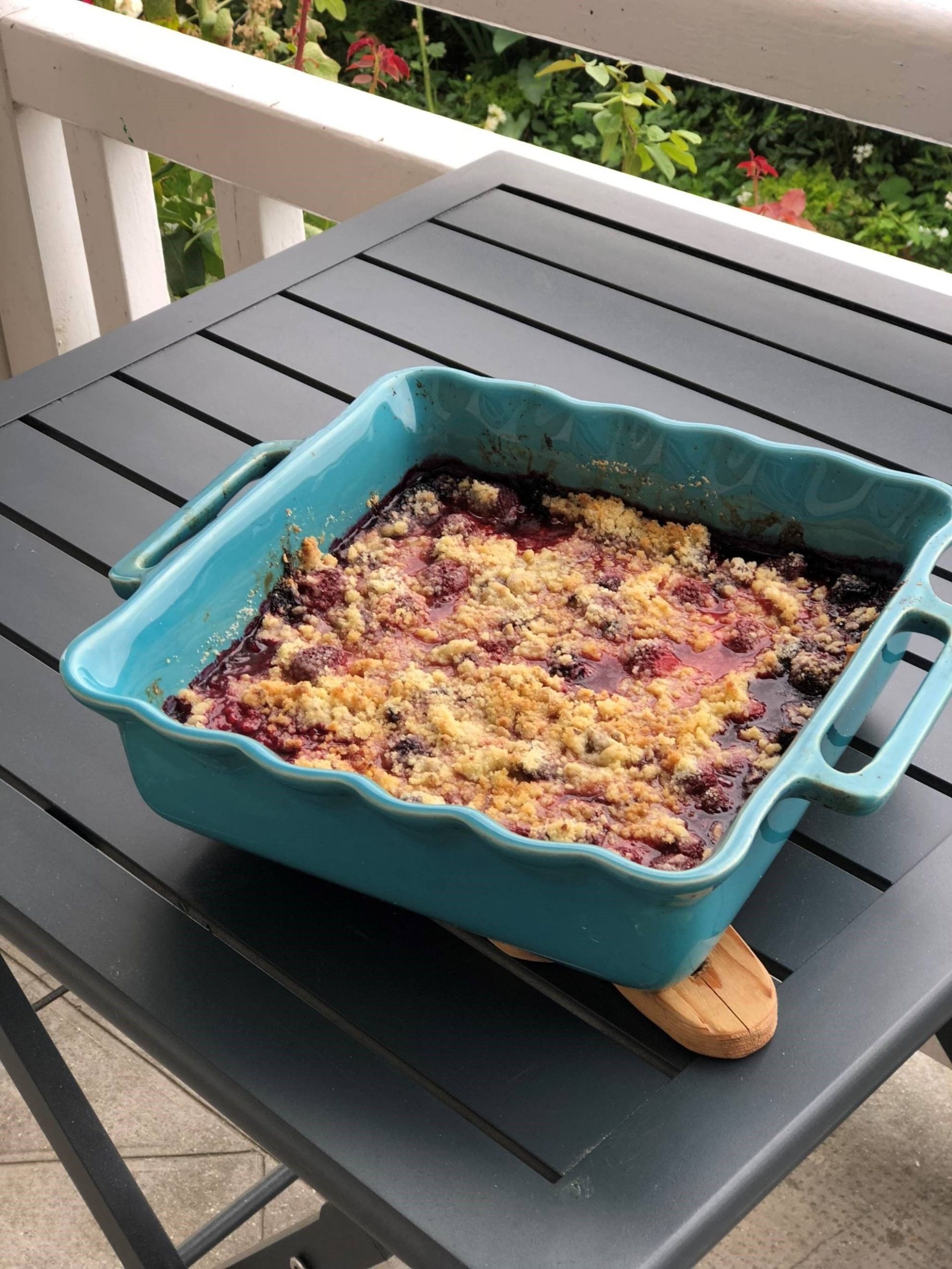 Red fruit crumble with Sarrazin butter